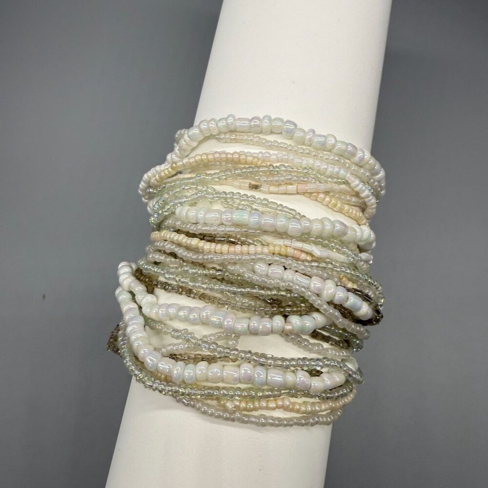 VTG White Cream Seed Beaded MultiStrand Bangle Bracelet Wooden Clasp Bohemian